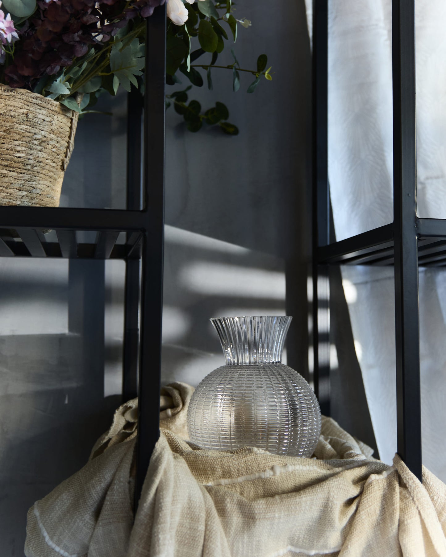 LUMIÈRE GLOBE VASE (BIG)