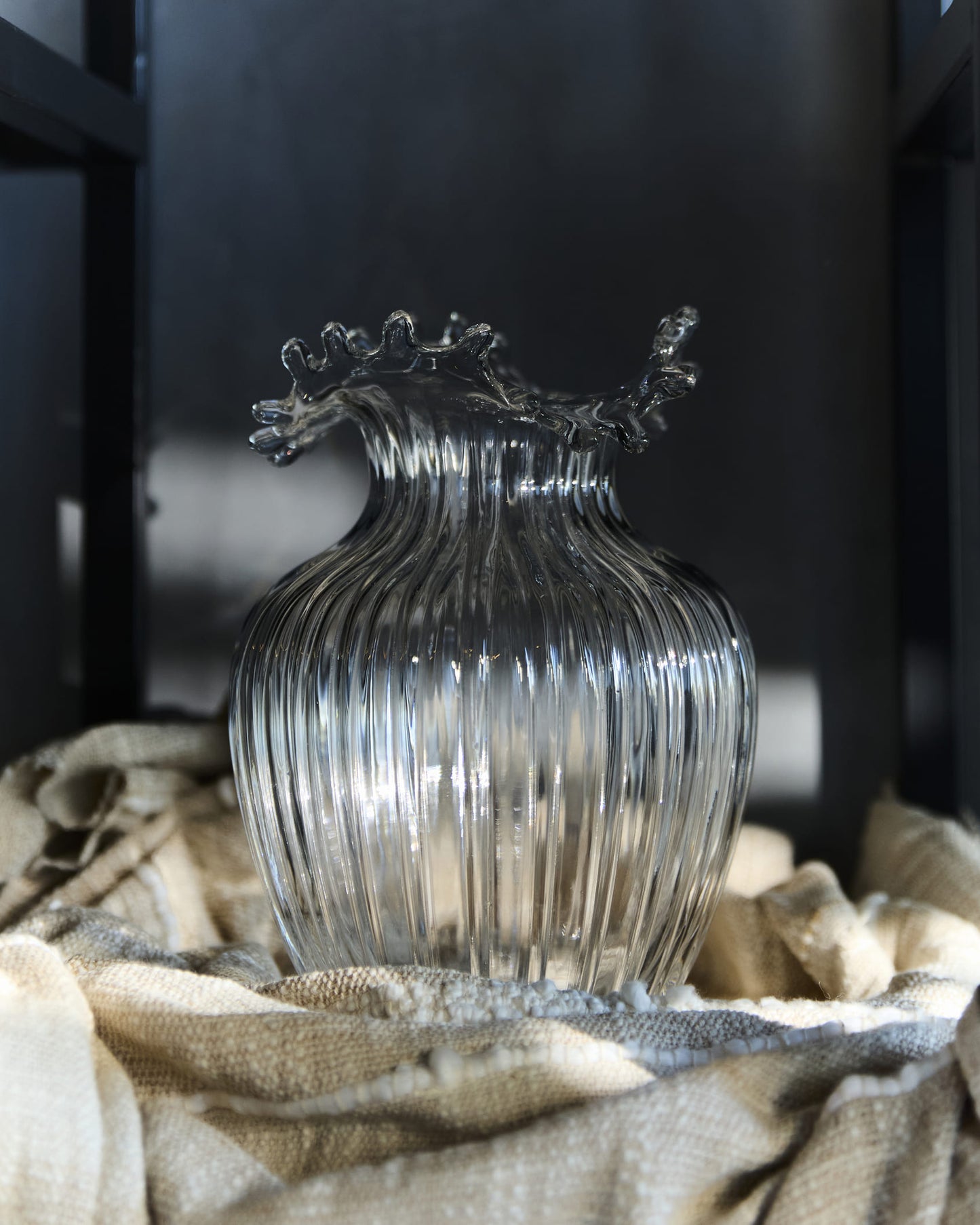 LUNA WAVE VASE