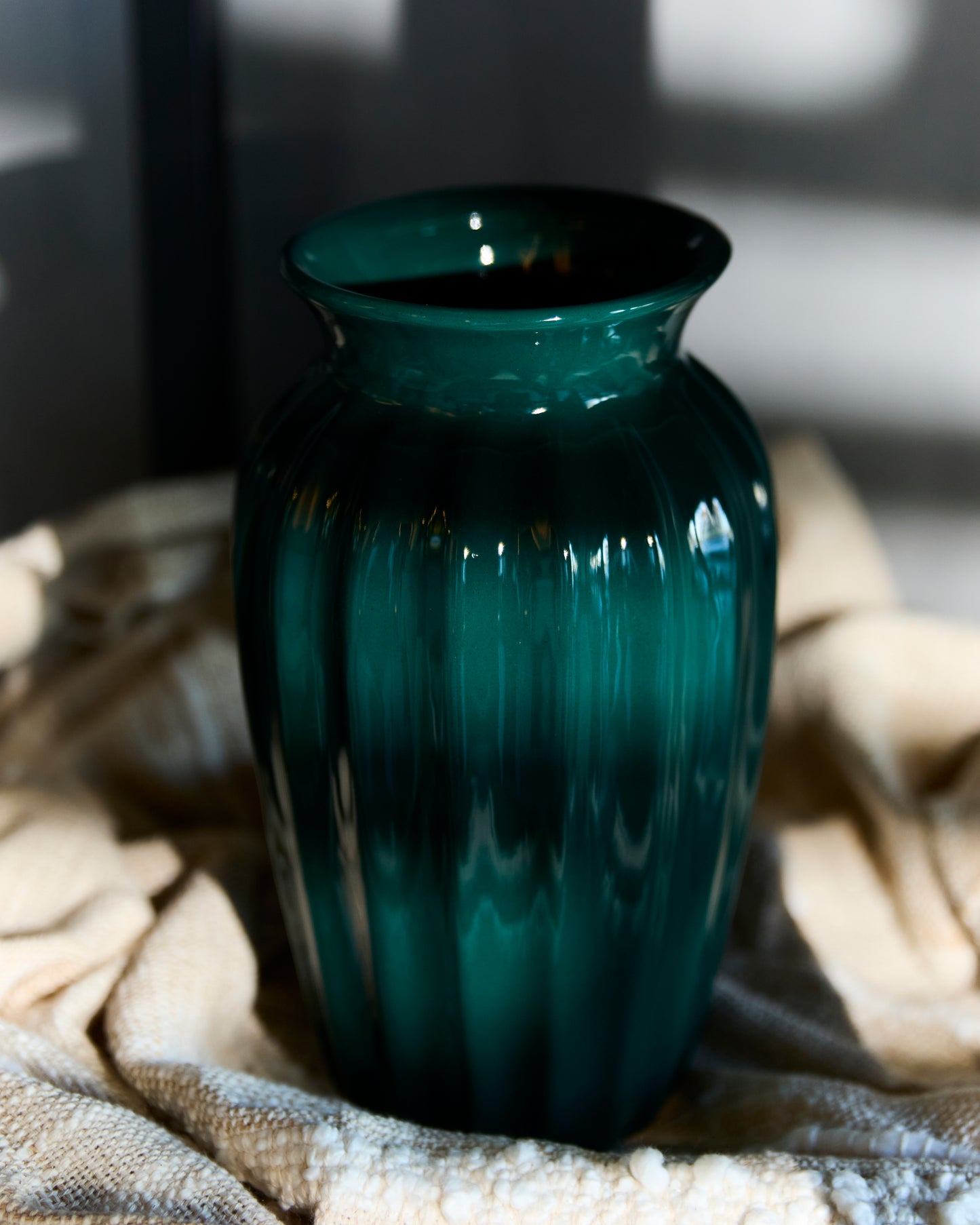 RIBBED EMERALD VASE