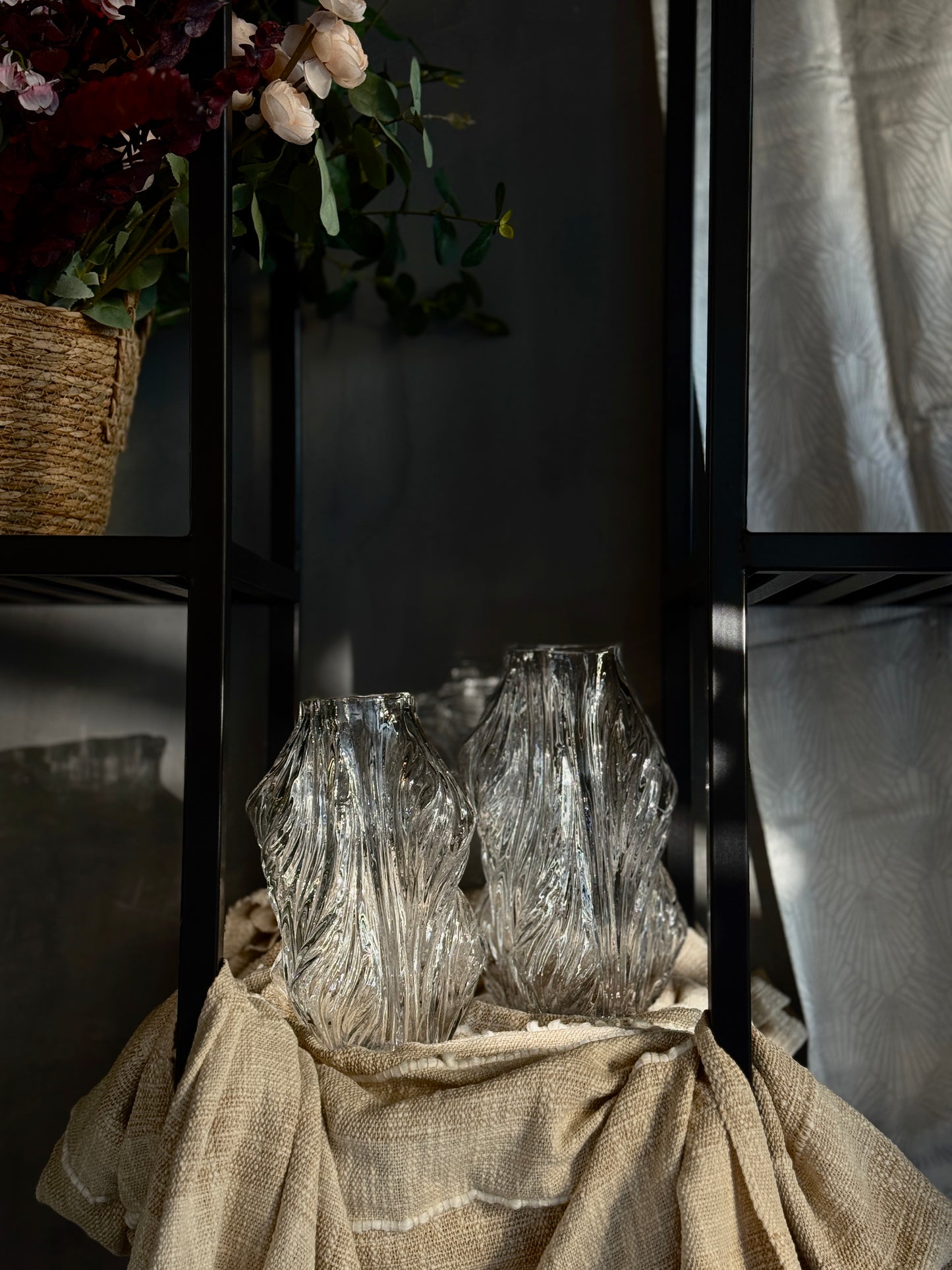 CRYSTAL FLOW VASE (SMALL)